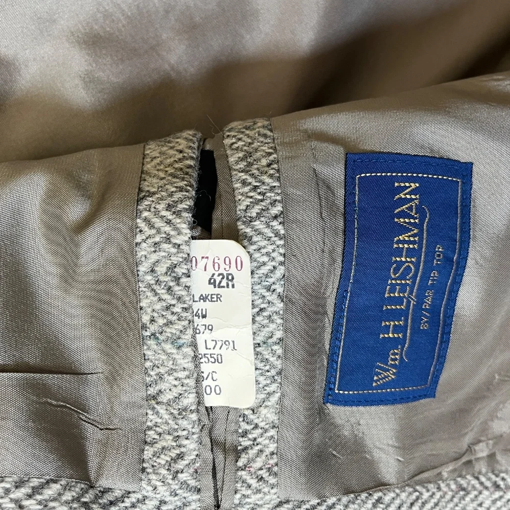 Harris Tweed Wool Herringbone Sport Coat Blazer Jacket - Men's Size 42R - Gray